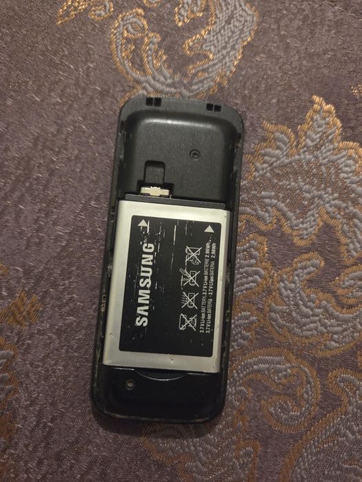 Samsung e1070 простой телефон для связи