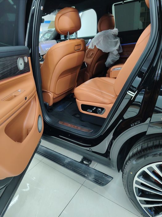 AITO M9 HYBRID 2025FP 235km