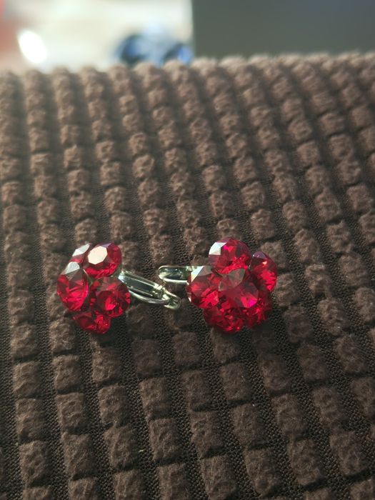 Cercei cristale roșii