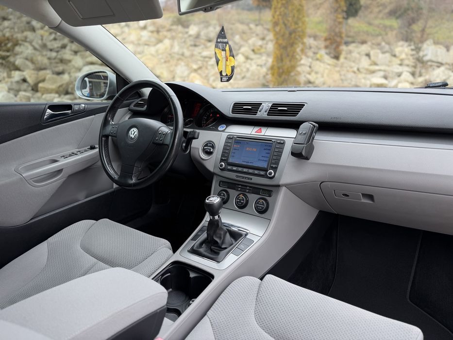 Volkswagen / Passat 2.0 TDI Comfortline