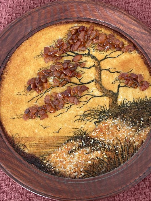 Старинна съветска картина от балтийски кехлибар