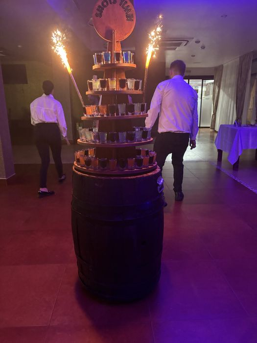 Inchiriez tort shot-uri pentru evenimente