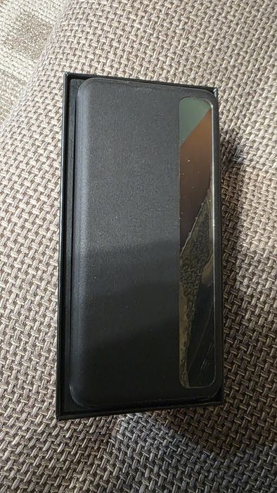 Продам телефон Samsung Galaxy S20