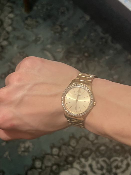 Часы наручные женские