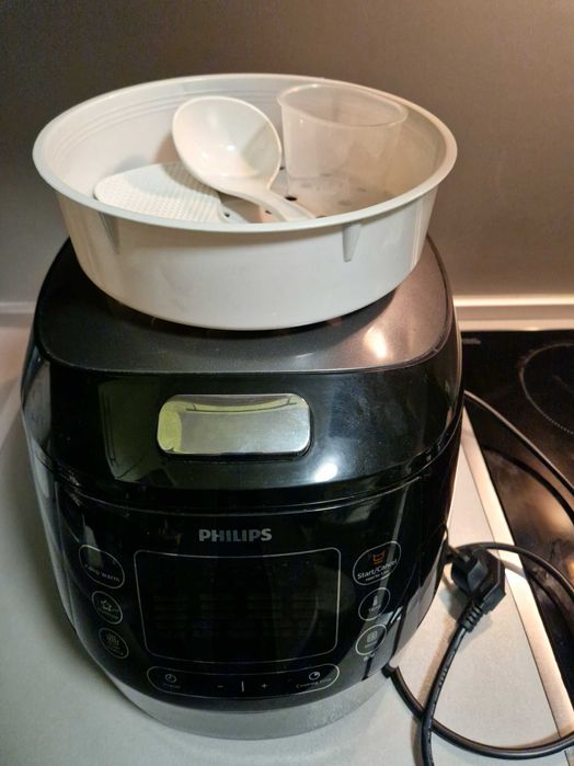 Мултикукър Philips HD4749/70