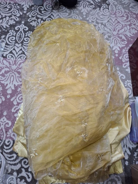 Покрывала для двухспальный кровати.