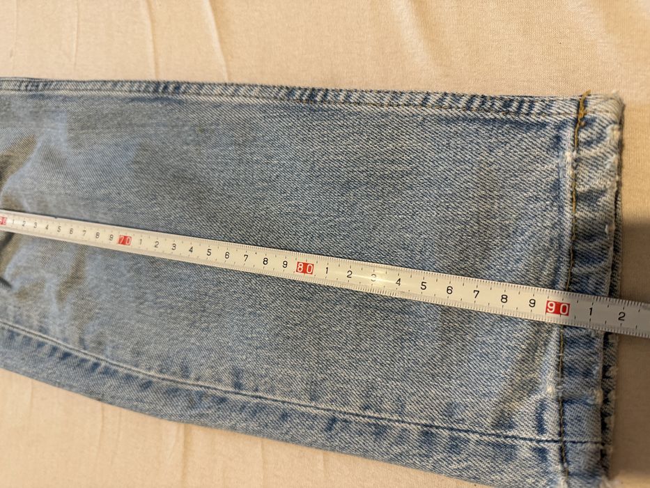 Blugi Zara 40 42 barbatesti deschisi albastri cu rupturi cam 40 marime