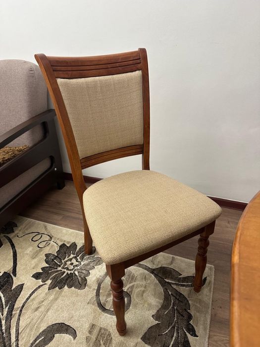 Продам стол со стульями!