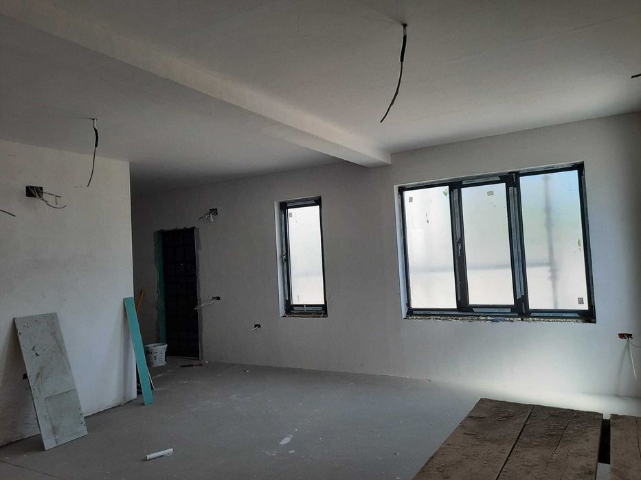 Pantelimon Ilfov,p+1+pod,5cam 3bai,teren334mpproprietate,acces f bun,comision 0%