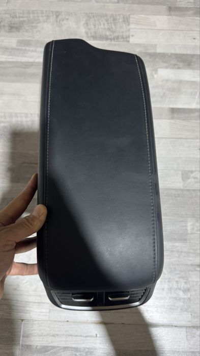 Подлокотник Hyundai 	Sonata DN8 2021