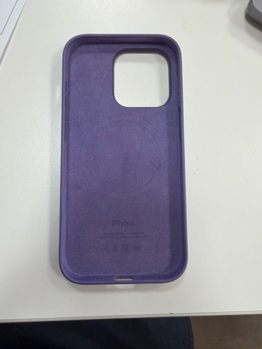 Оригинален  калъф iphone 14 pro