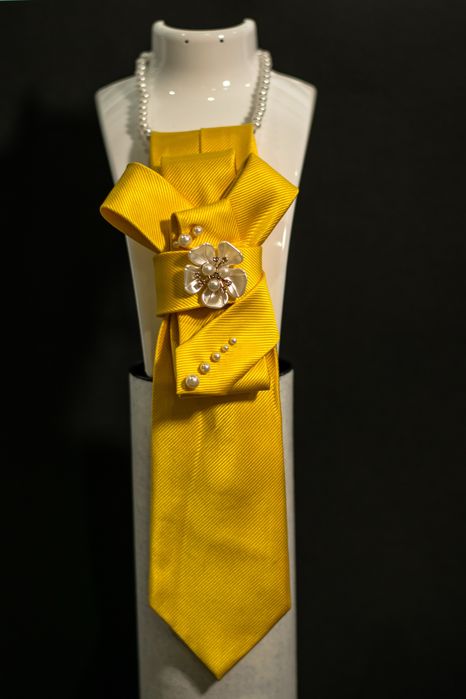 Ръчно изработена вратовръзка