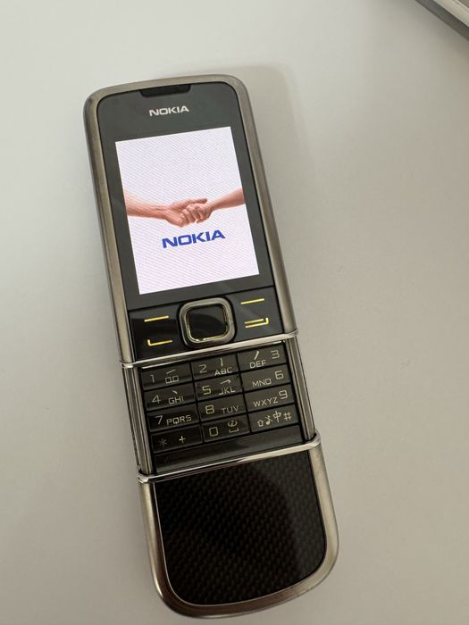 Nokia 8800 art carbon