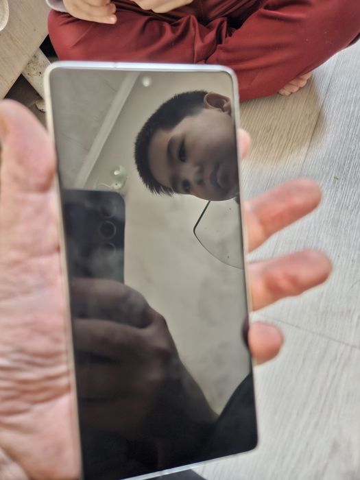 Samsung s10 lite,  экран не показывает