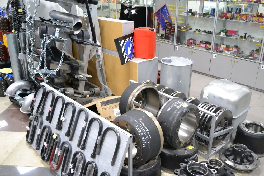 Грузовые запчасти МАН  ИВЕКО Скания  Вольво  Даф  Рено