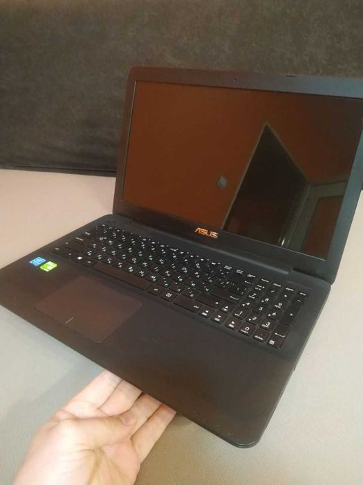 Лаптоп Асус X554s