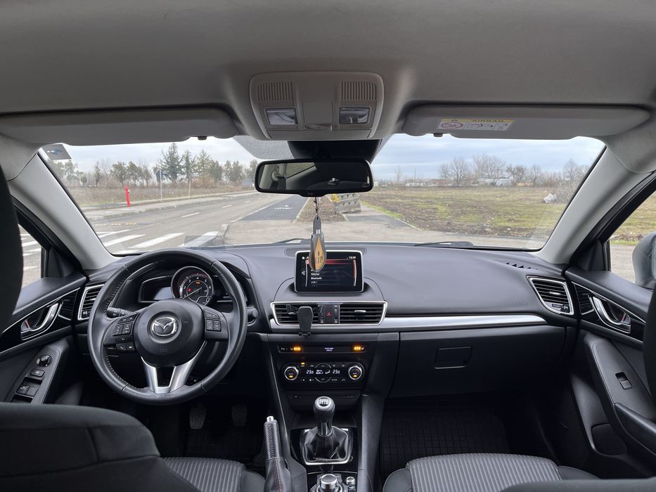 Mazda 3 2014 hatchback