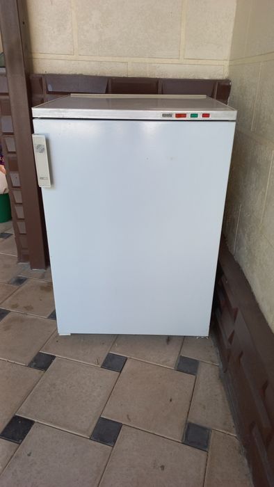 Морозильник Бирюса