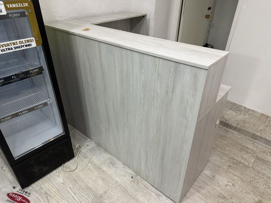 Касса стол продается