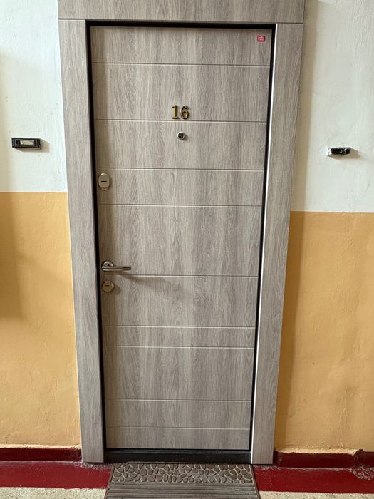 Apartament cu 2 camere semidecomandat Școlilor