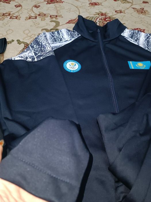 Продам спортивку