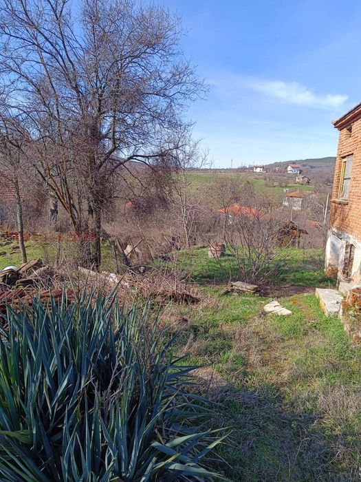 Продава се Къща в с. Лозен, Област Стара Загора - 1340 кв.м за 16 €/кв.м - Снимка #5