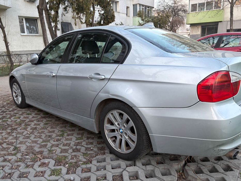 宝马320D 2007年自动挡汽车