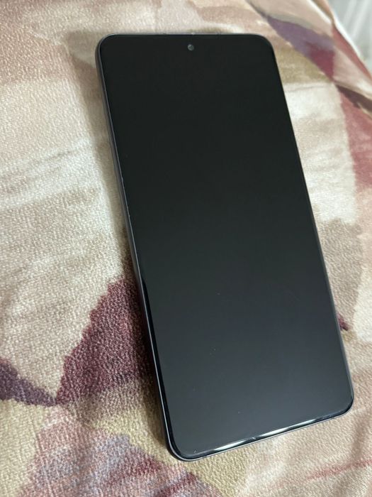 Продам Самсунг S21 FE 5G