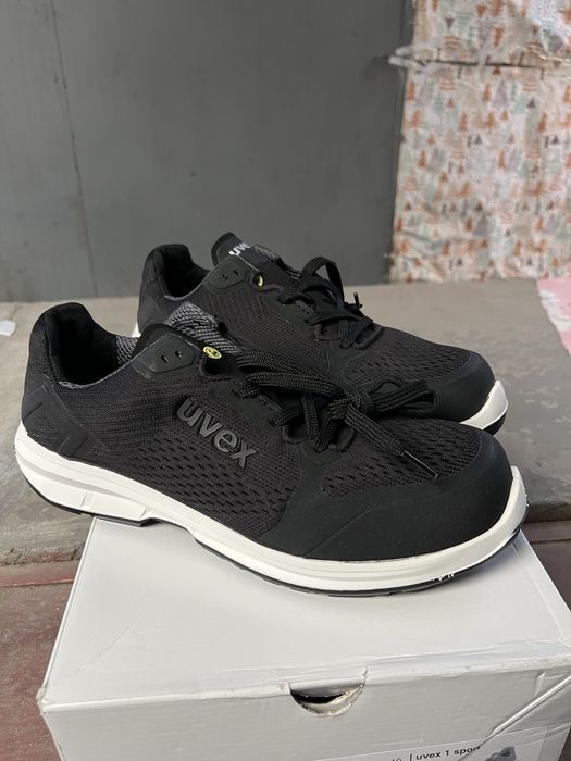 Vand pantofi protectie uvex marimea 43