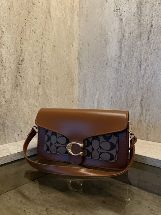 Дамски чанти Pinko, Jacquemus, Coach