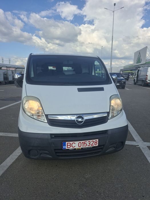opel vivaro