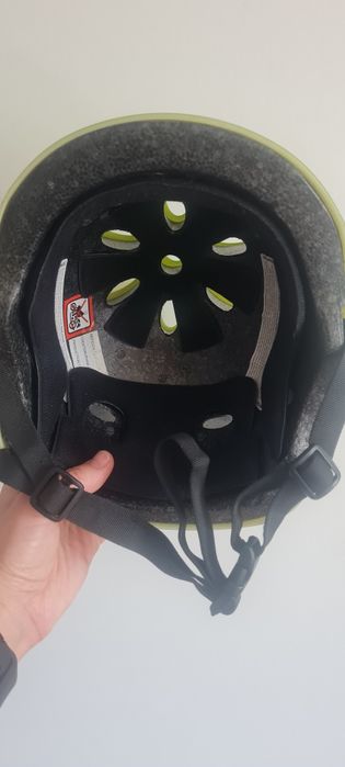 Шлем детский фирменный