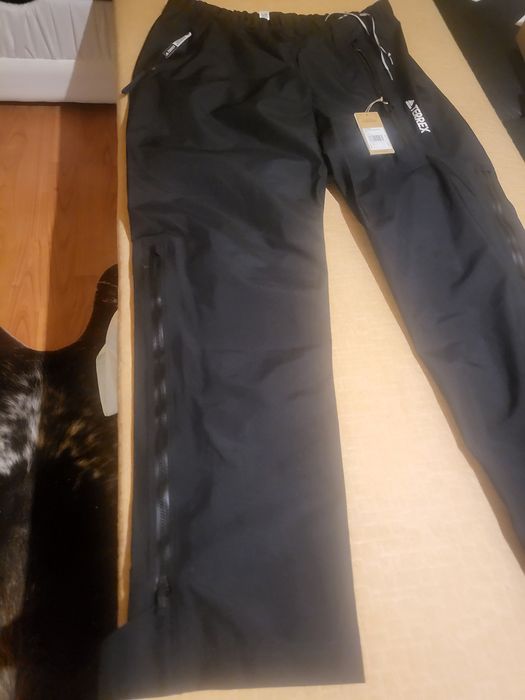 Pantaloni Adidas Gorotex