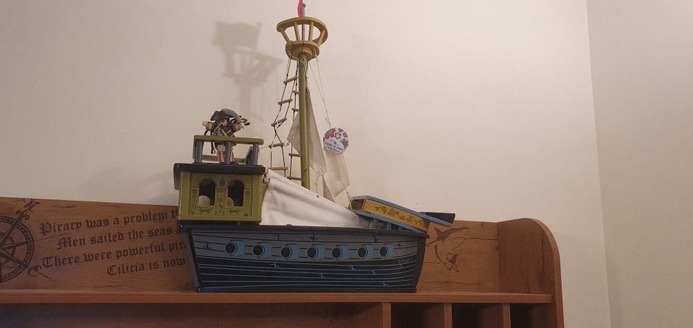 Birou și biblioteca copii model cu pirați