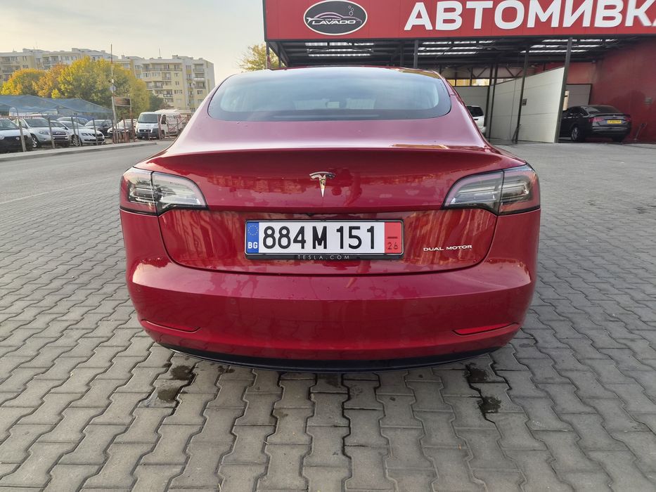 Tesla 3 Dual Motor Long Range