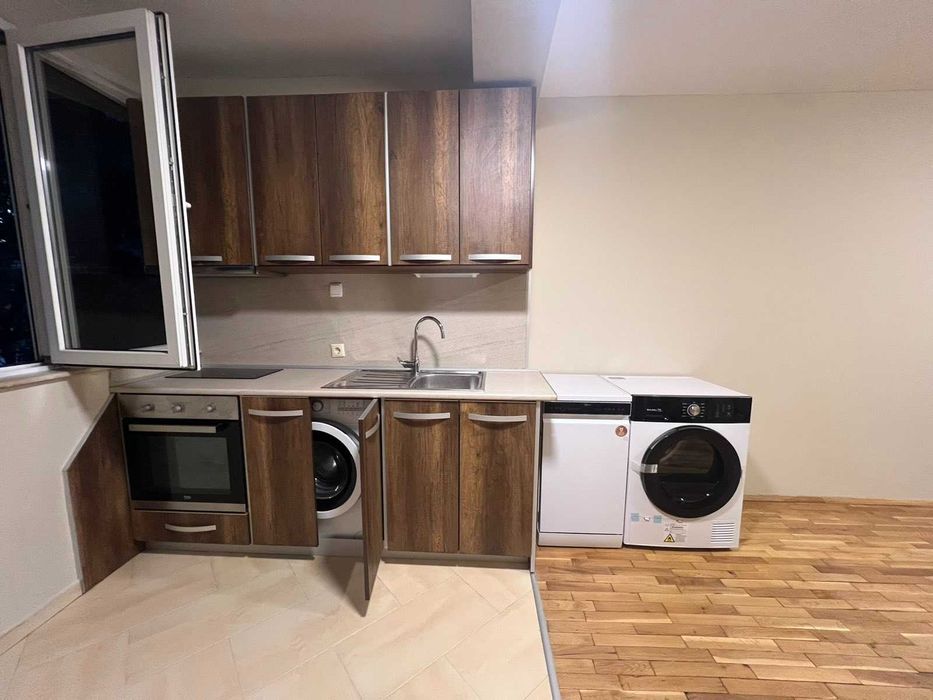 Дава се под наем Двустаен апартамент в София, Гео Милев - 54 кв.м за 630 € - Снимка #2