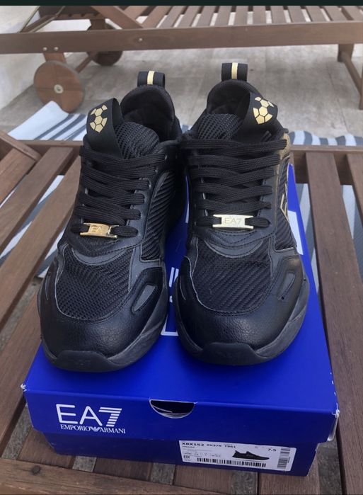 Оригинални мъжки маратонки EA7