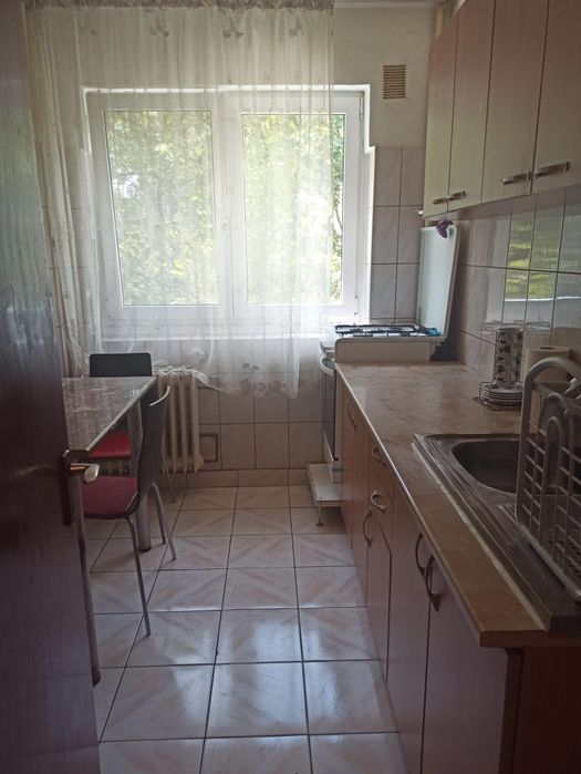 Inchiriere apartament 3 camere