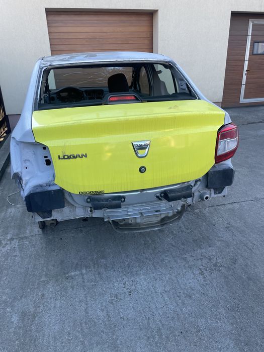 ,capota, caseta de directie,cadru motor, cutie de vitrze, Logan 2