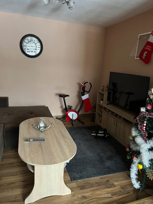 Продавам къща близо до Плевен