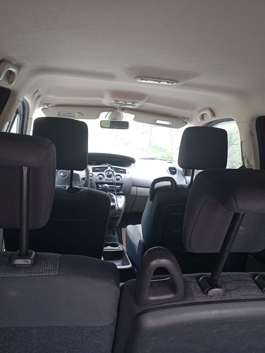 Vând Renault Grand Scenic 2