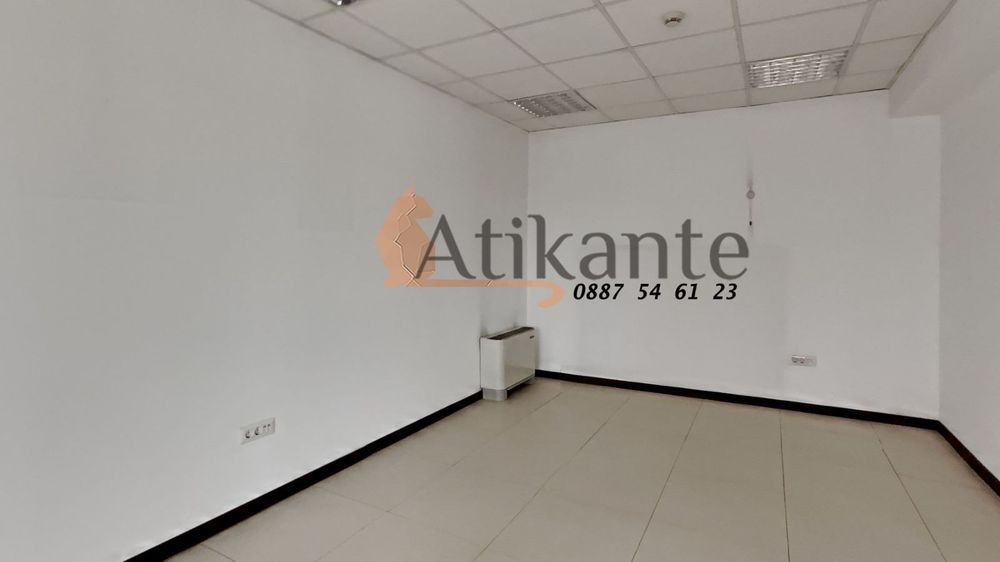Дава се под наем Офис в София, Център - 175 кв.м за 2618.34 € - Снимка #2