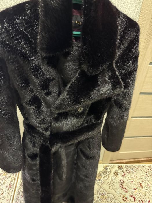 Продам Шубу ( ЭКО мех )