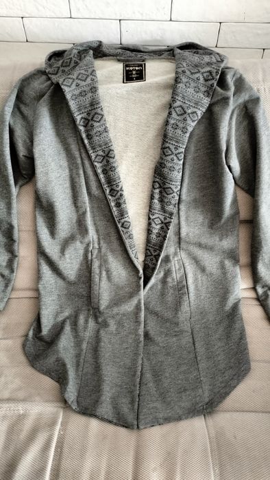 Кофта 44 размер б/у