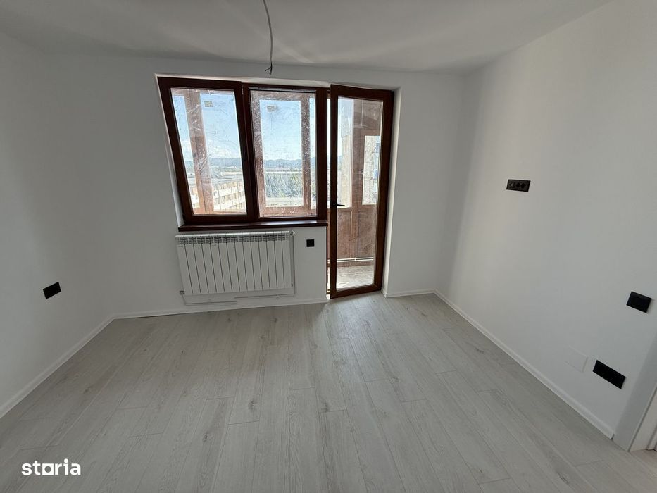 Apartament 3 camere renovat ca la carte zona OMV Campina