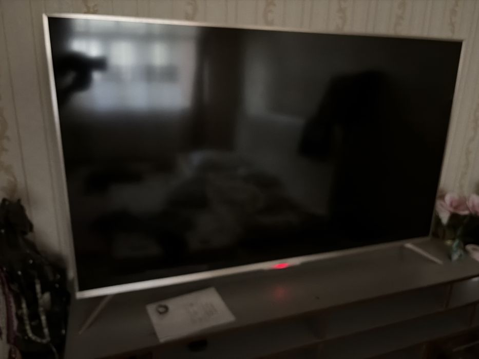 Телевизор Artel 55 gold 4k