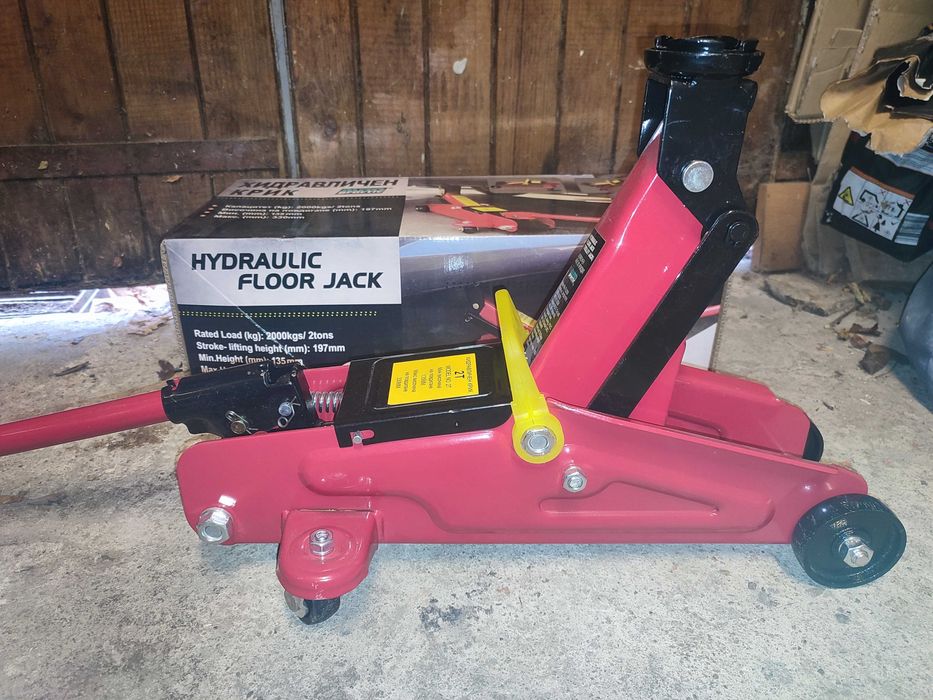 Хидравличен крик тип крокодил 2т