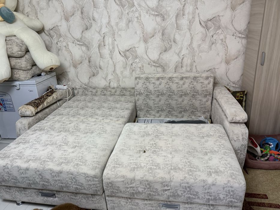 Продам диван б/у в хорошем состоянии