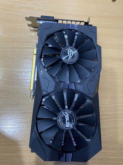 Видео Карта Asus Rog Strix RX470 Gaming OC 4GB 256bit