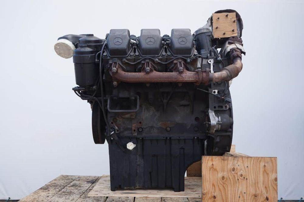 motor mercedes om501la euro3 2006 320cp